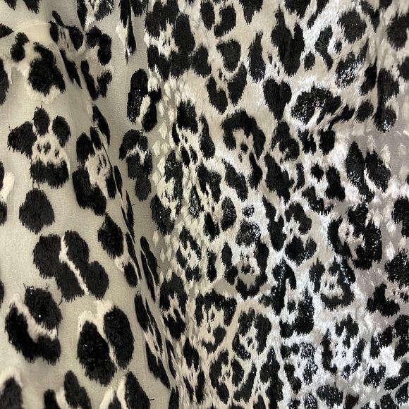 GIAMBATTISTA VALLI ITALY SILK  ANIMAL PRINT TOP TANK BLOUSE SZ S/ 42 - Picture 4 of 8